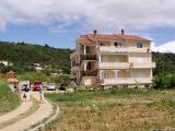 Apartmány Beg komfortní ubytování jsou vkusně zařízené pro pohodlné boravak.kuća od moře...
