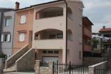 Pula, největší město na Istrii, který se nachází v jihozápadní části poloostrova, s tradic...