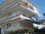 Apartmány v centru města Makarska, v bezprostřední blízkosti hlavního náměstí a nábřeží....