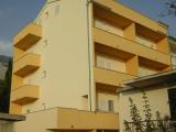 Tonka apartmány se nachází 30 m od pláže v centru města Promajna. Ubytování je v přízemí (...